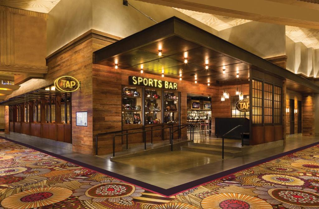 Triple Centre Holiday Deal | New York + Las Vegas + San Francisco