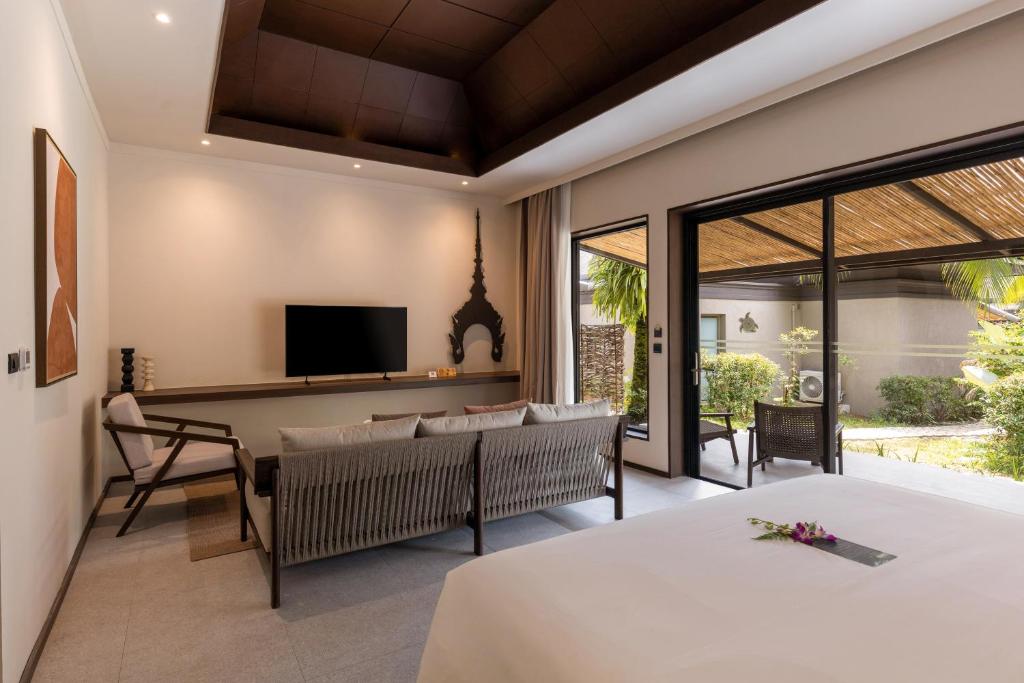 Long 21 Nights of Opulence in Beyond Khao Lak, Centara Kata Phuket & Dusit Thani Krabi w/flights & transfers