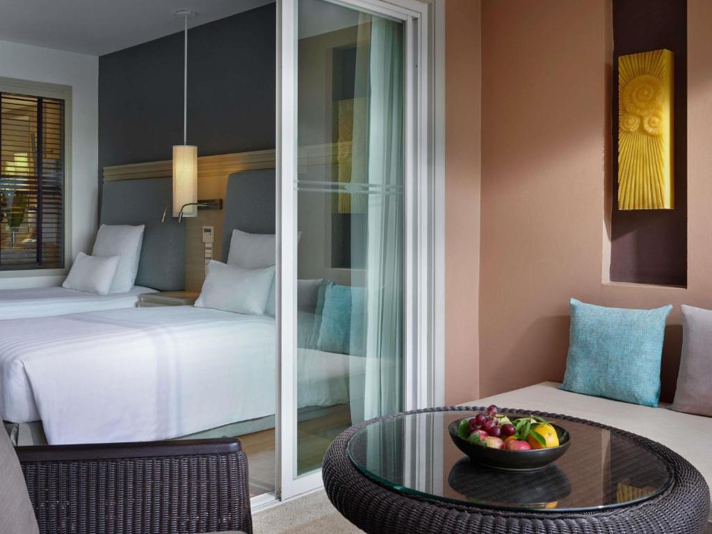 Exotic Thai Getaway 14 Nights in Phuket, Khaolak, Krabi, & Koh Lanta W/Flights &Transfers Included for £1399 pp!