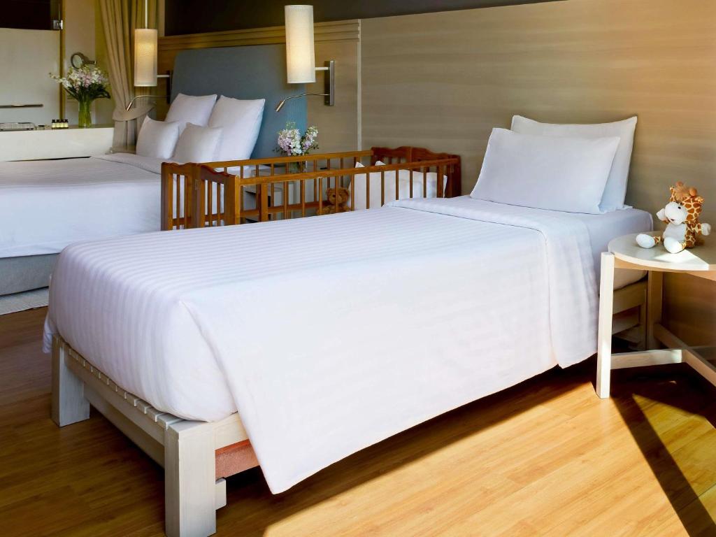 Exotic Thai Getaway 14 Nights in Phuket, Khaolak, Krabi, & Koh Lanta W/Flights &Transfers Included for £1399 pp!