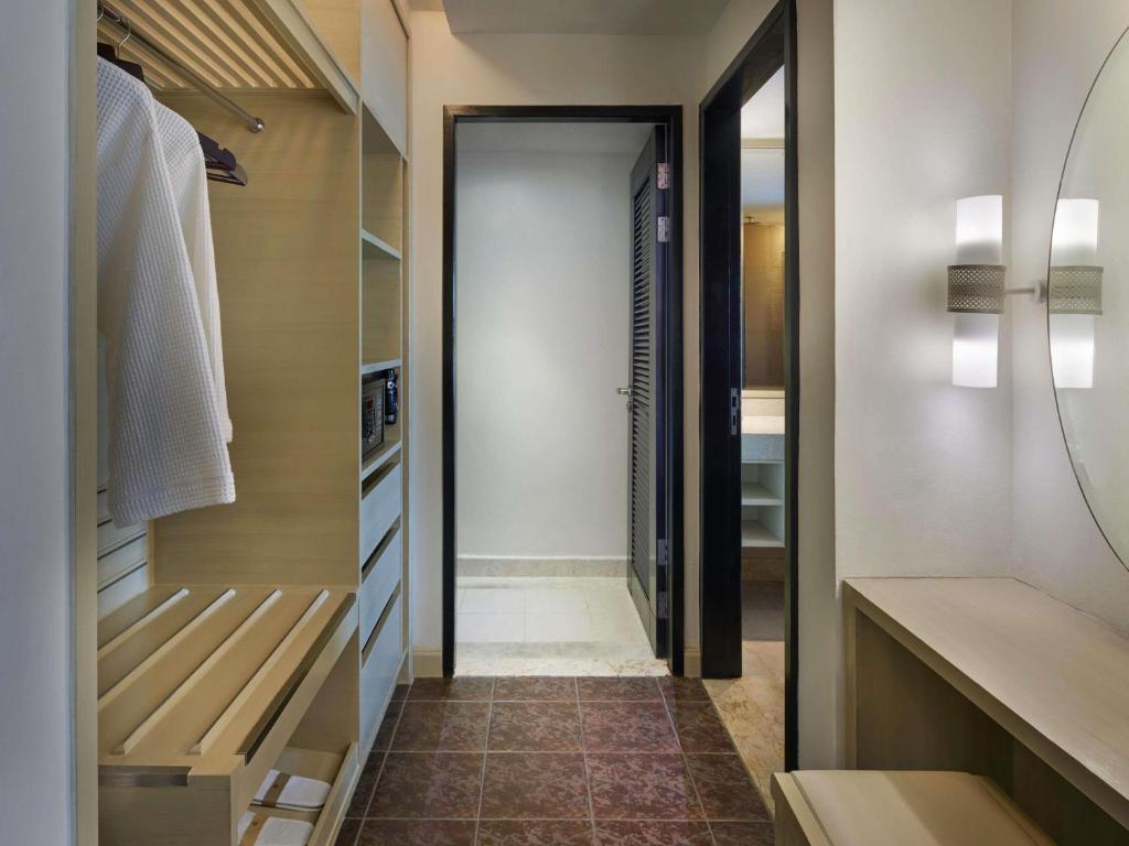 Exotic Thai Getaway 14 Nights in Phuket, Khaolak, Krabi, & Koh Lanta W/Flights &Transfers Included for £1399 pp!