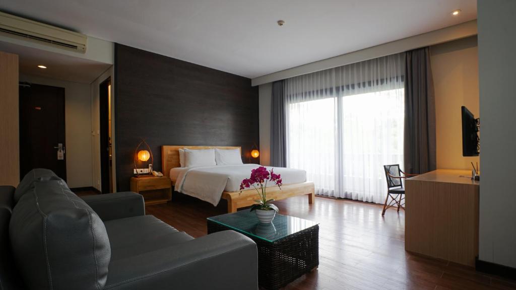 BALI 15 NIGHTS UBUD • SEMINYAK • NUSA DUA FROM £1,449PP FLIGHTS + BAGGAGE + TRANSFERS INCLUDED