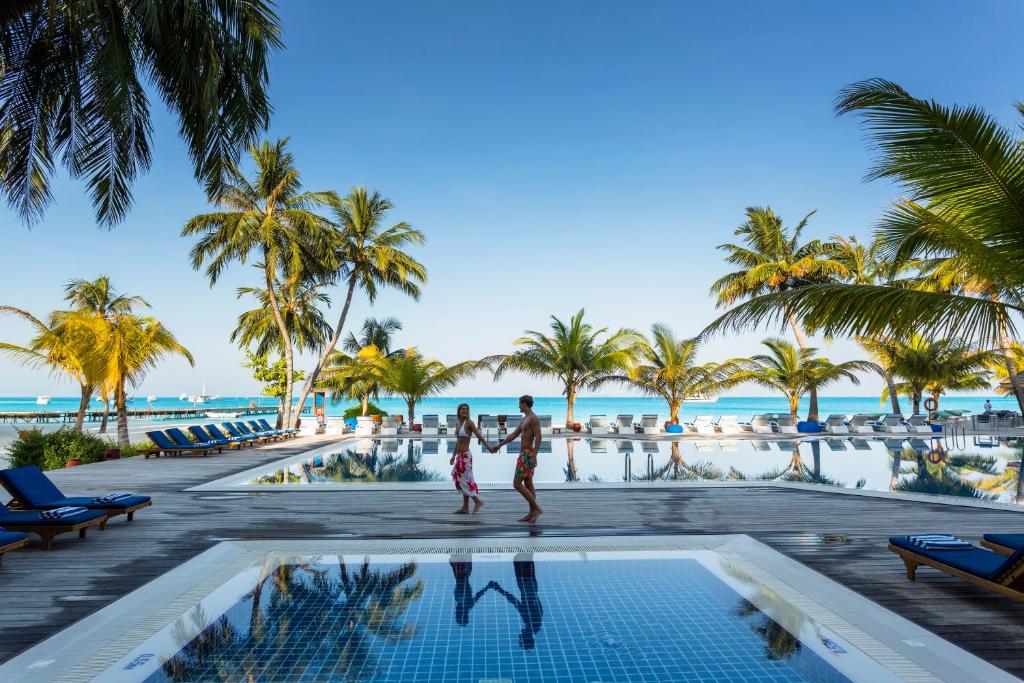 Luxury Dual Destination: 03 Nights in Hilton Dubai the Walk & 07 Nights Meeru Island Maldives with All Inclusive Plus