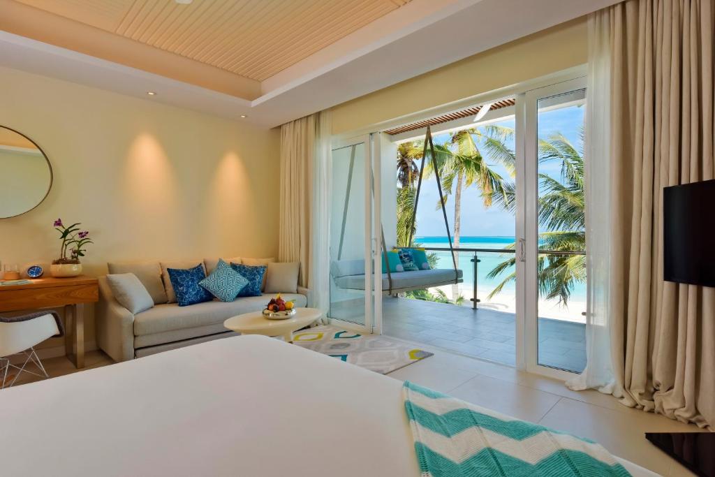 THE ULTIMATE MALDIVES FAMILY HOLIDAY 7 Nights in 5★ Kandima Maldives FROM ONLY £5,799 PER FAMILY