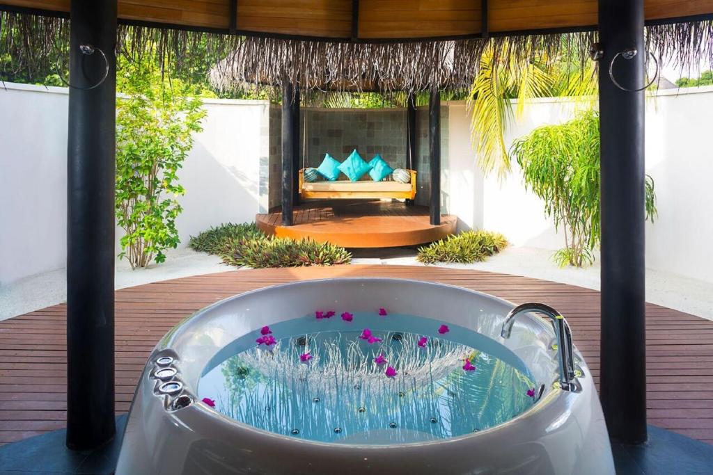 14 Nights All Inclusive Holiday Offer || 35% off Sun Siyam Iru Fushi