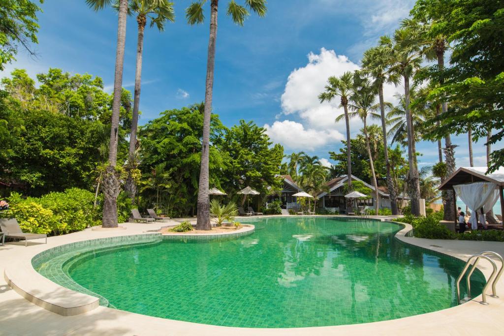 PHUKET KHAO LAK KOH YAO NOI KRABI 28 NIGHTS FROM £1,849PP £49PP DEPOSIT 4 TOP-RATED RESORTS • FLIGHTS • TRANSFERS • BAGGAGE INCLUDED