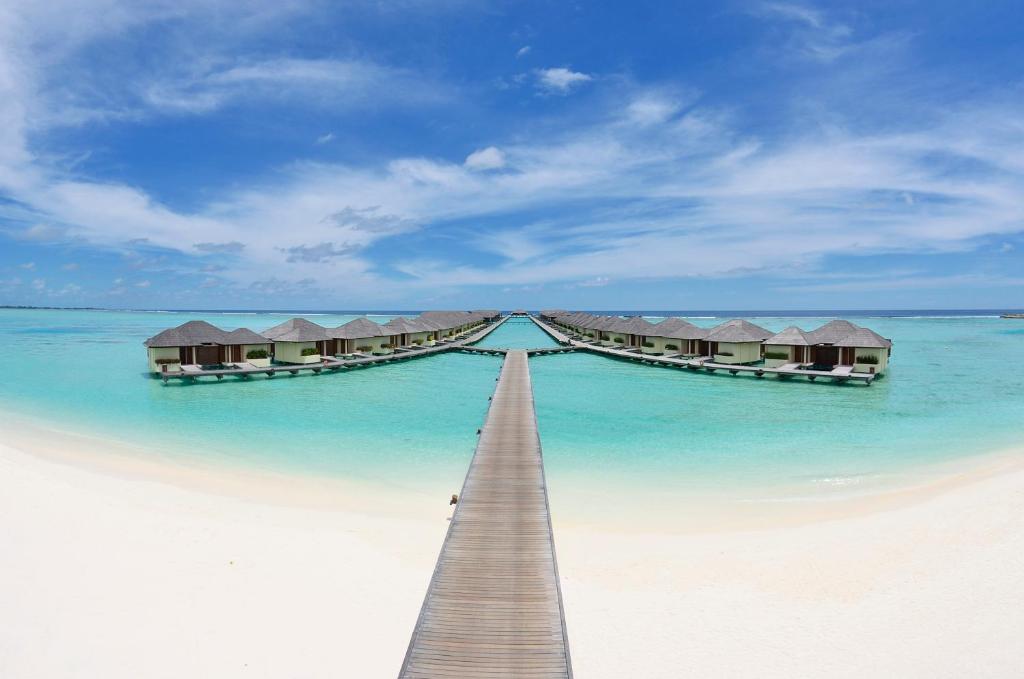 10 Nights of Indulgence and Relaxation in Abu Dhabi and the Maldives