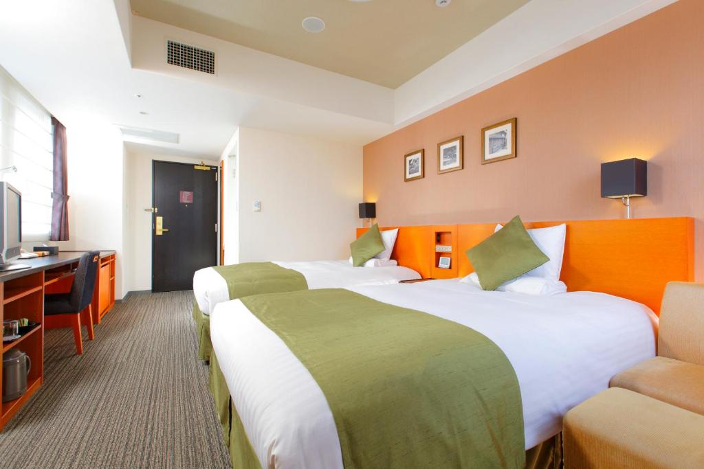 14 Nights Japan + Bangkok + Pattaya Price starting FROM £1,599pp