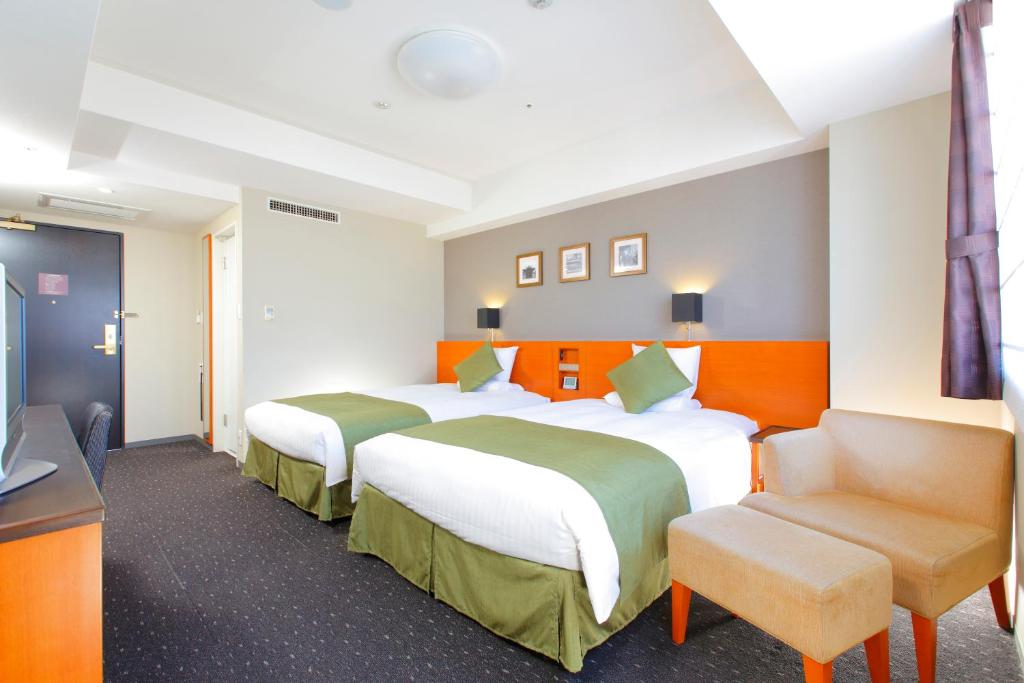 14 Nights Japan + Bangkok + Pattaya Price starting FROM £1,599pp