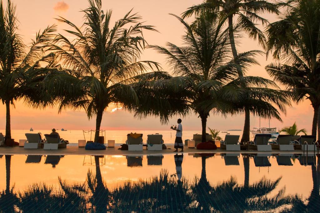 Luxury Dual Destination: 03 Nights in Hilton Dubai the Walk & 07 Nights Meeru Island Maldives with All Inclusive Plus