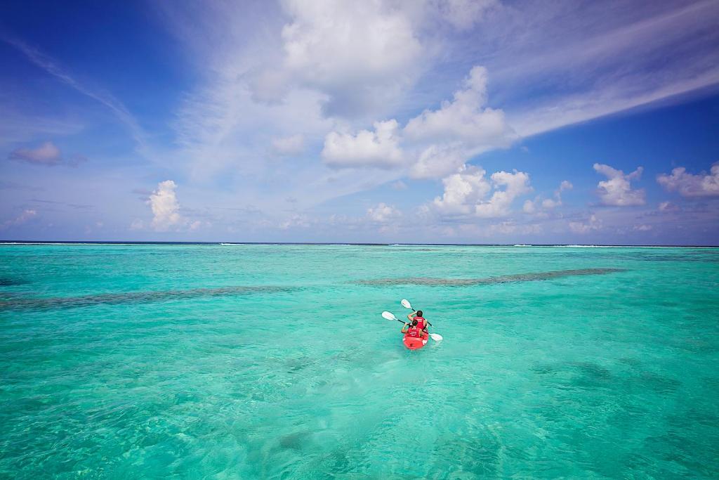 Luxury Dual Destination: 03 Nights in Hilton Dubai the Walk & 07 Nights Meeru Island Maldives with All Inclusive Plus