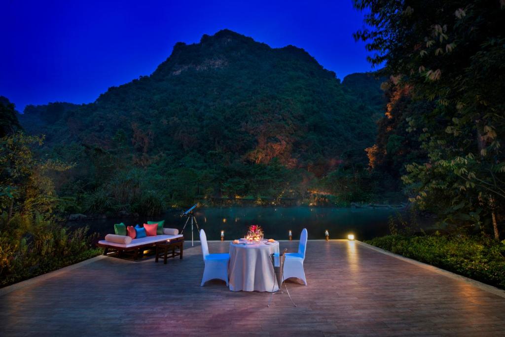 10 NIGHTS. 4 WORLDS. Kuala Lumpur → Cameron Highlands → Banjaran → Penang. price starting from £1,350PP