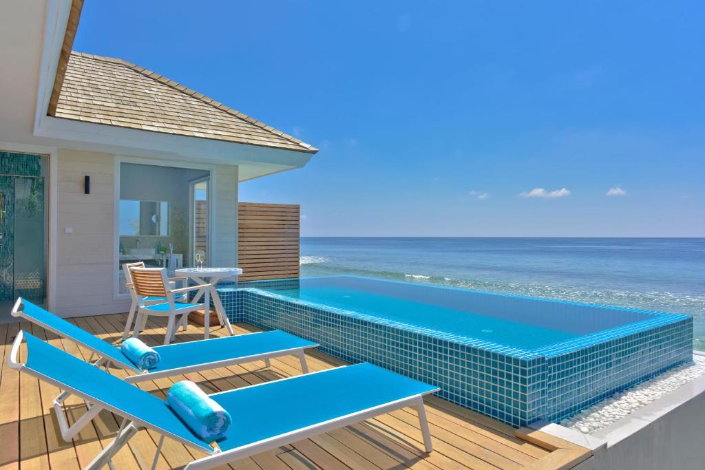 THE ULTIMATE MALDIVES FAMILY HOLIDAY 7 Nights in 5★ Kandima Maldives FROM ONLY £5,799 PER FAMILY