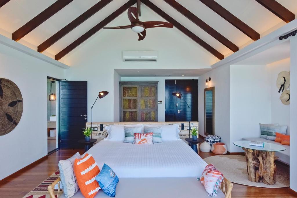 06 Nights Holiday Deal || Grand Park Kodhipparu Maldives