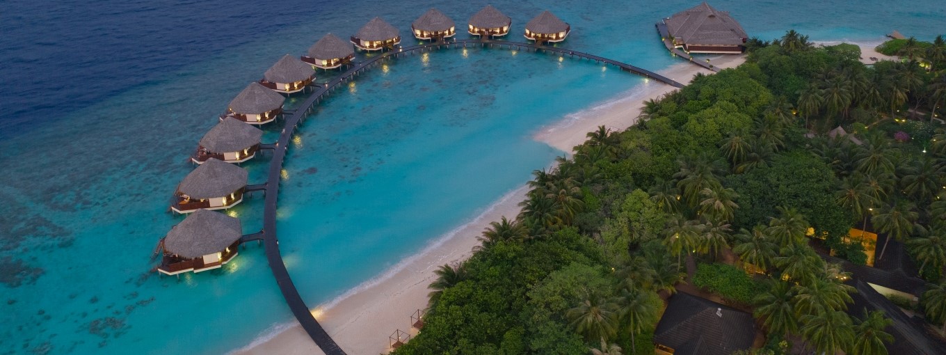 10 Nights Multi-Center holiday break at the Marvelous Maldives & Scintillating Singapore Starting from £1799 pp