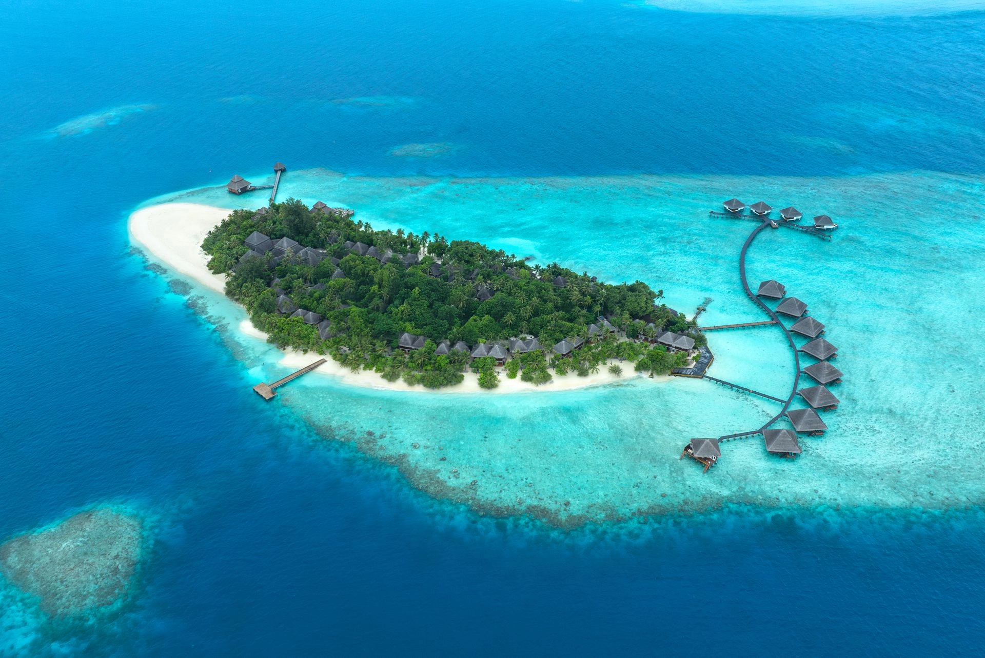 7 NIGHTS · ALL-INCLUSIVE YOUR DREAM FAMILY ESCAPE SECRET MALDIVES RESORT FAMILY OF 4 starting from £4,999