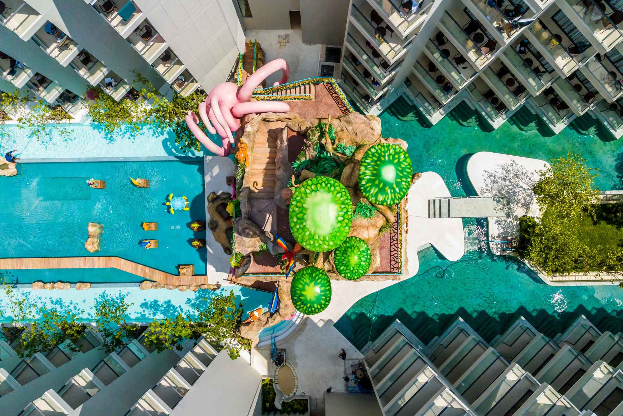7 NIGHTS EMERALD PHUKET BEACH RESORT and a huge waterpark adventure price satrting from £3,799 per family 2 ADULTS + 2 KIDS