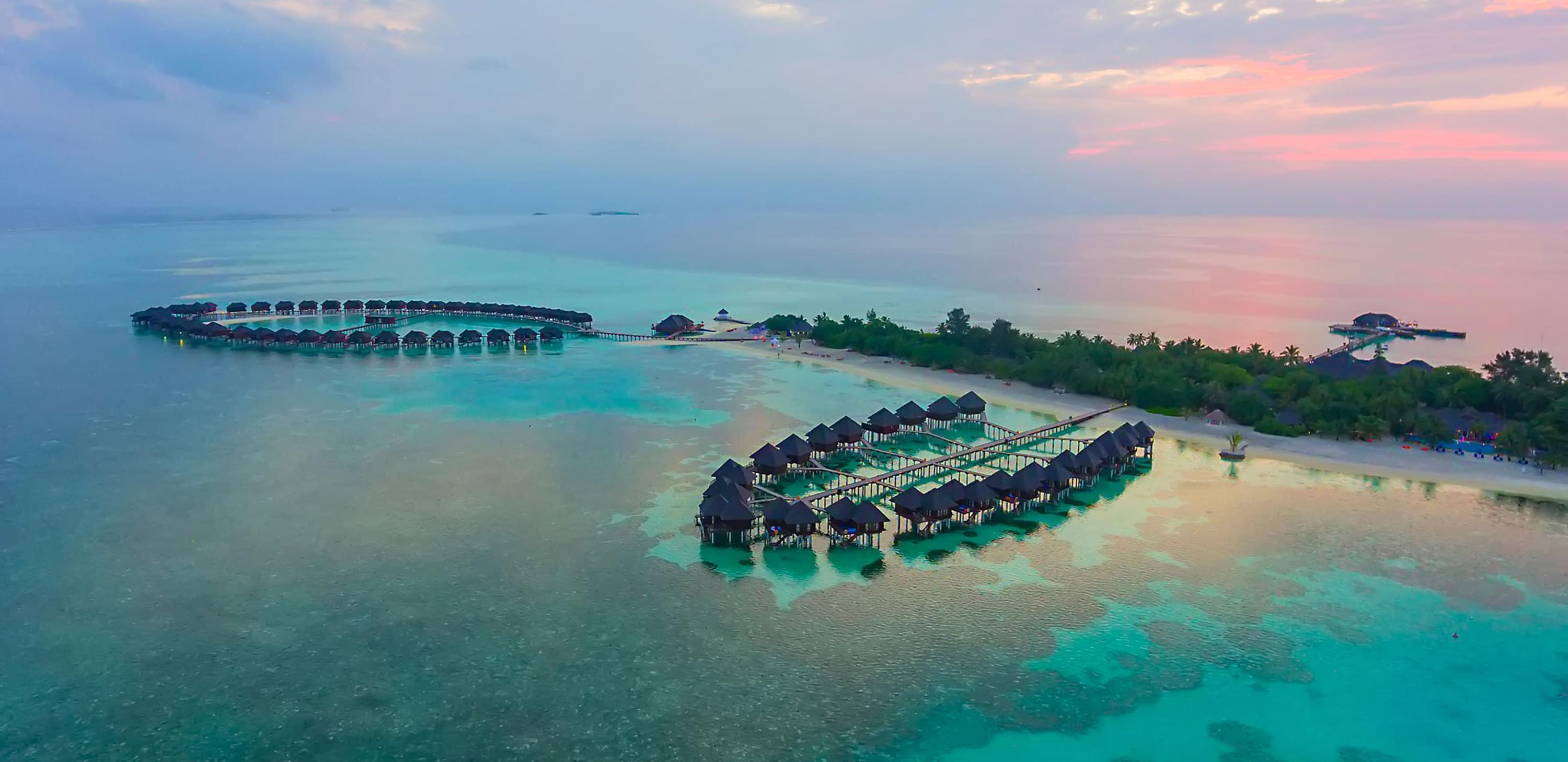 Twin Center Gwtaway: 10 Nights in Grand Water Villa Sun Siyam Olhuveli, Maldives & Abu Dhabi, w/flights & transfers at £2,899 pp