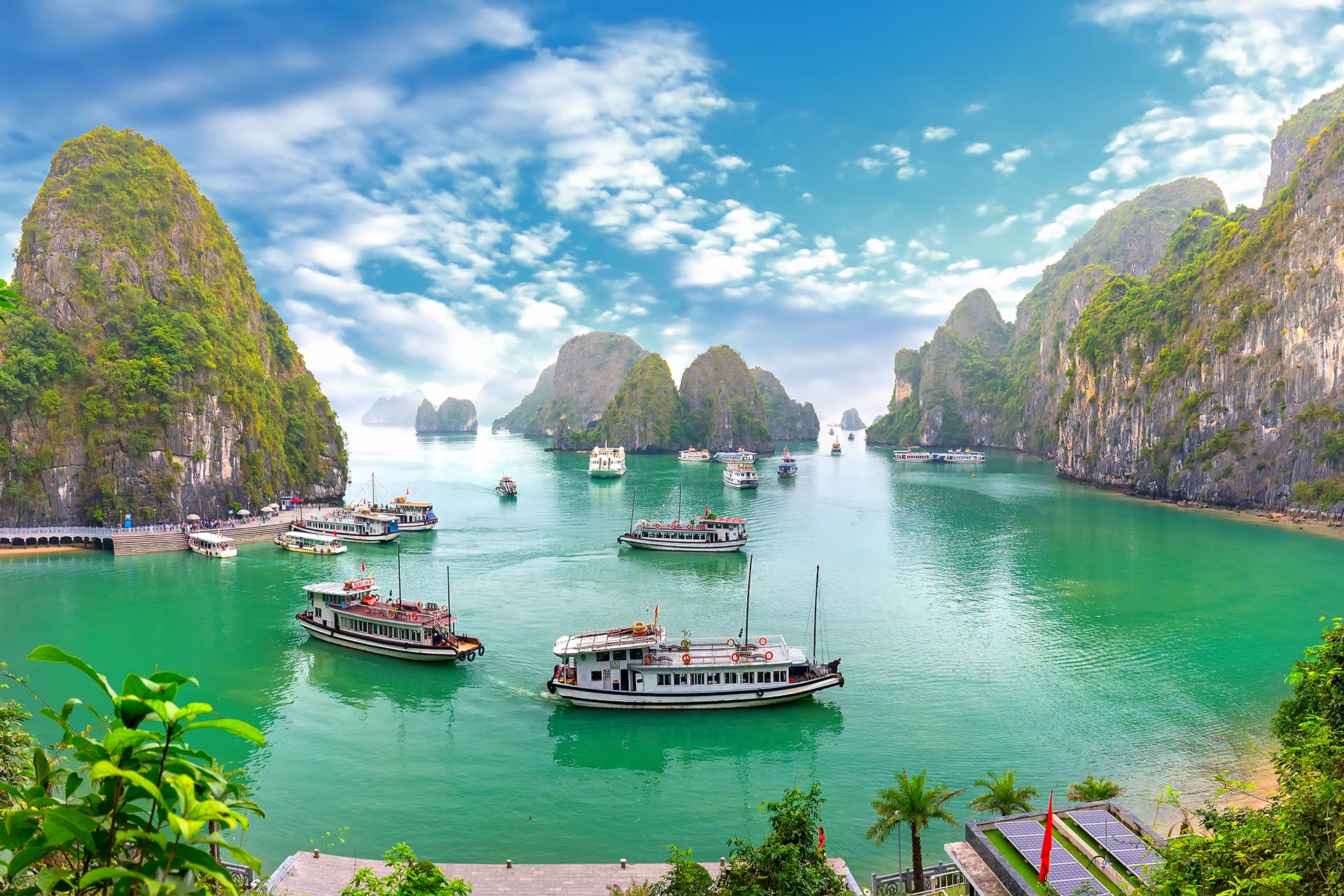 14 NIGHTS Vietnam & Thailand Luxury Escape All ground & ferry transfers Included Price starting FROM JUST £1,999/pp